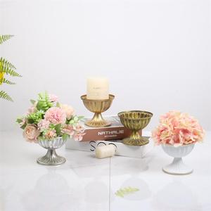 European-style Retro <strong>White</strong> Metal Flowerpot Iron Flower Vases Wedding Banquet Table Flower Vases <strong>Candlesticks</strong> - Product Image 1