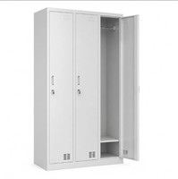 Armoire de rangement moderne ventilée à 3 portes en acier avec serrure à clé pour vestiaire d'employés, bureau, salle de sport, école