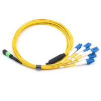 Kabel Fanout OS2 Single Mode MPO ke SC APC LC UPC 9/125um 8 12 24 48 Core Low Loss Breakout Patch Cord untuk GPON EPON FTTX