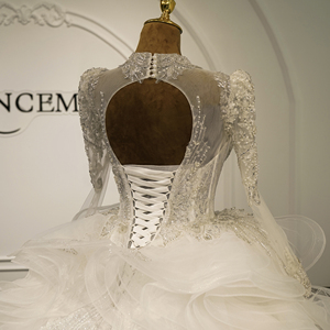 Vestido de Novia de Gala con Cuentas de Cristal Gt26072, Mangas Largas Transparentes, Apliques de Encaje y Cola Catedral Jancember - Product Image 5