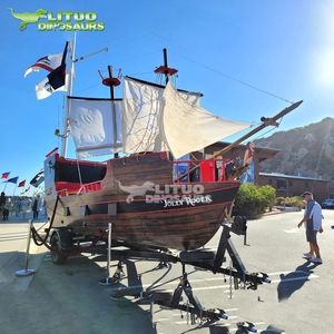 Statue de bateau pirate en bois et fibre de verre pour la décoration de parc aquatique - Product Image 4