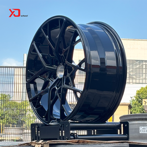Cerchi Auto Forgiati Personalizzati da 18-26 Pollici a Razze Multiple 5x112 5x114.3 Nero Lucido per Auto Passeggeri G80 A4L A5 M4 M5 <span class=keywords><strong>S4</strong></span> S5 - Product Image 3
