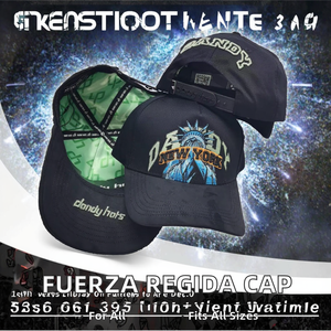 En stock: Gorras de béisbol deportivas Fuerza Regida personalizadas de 5 paneles con visera ancha, estilo camionero de gamuza, con patrón de letras en tela común. - Product Image 2