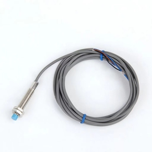 Цилиндрический индуктивный датчик приближения IP67 <span class=keywords><strong>2</strong></span> мм с регулируемым быстрым откликом, трехпроводный 10-30VDC PNP нет для промышленного использования - Product Image 2