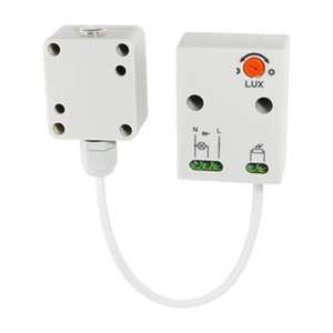 Interruptor fotoeléctrico IP65, resistente al agua, ajustable a la luz, para activar dispositivos con luz ambiental en exteriores. - Product Image 1