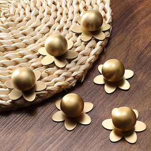 Poignée de porte de tiroir de commode de cuisine en laiton massif Qiansi HK0355, petite <span class=keywords><strong>marguerite</strong></span>, laiton antique - Product Image 2