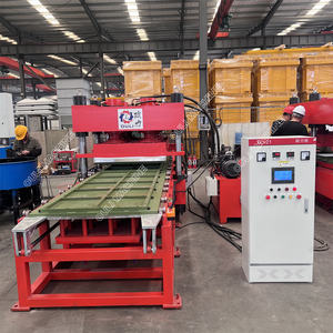 Presse à carreaux en caoutchouc 1300 1200mm <span class=keywords><strong>Tapis</strong></span> en caoutchouc <span class=keywords><strong>Tapis</strong></span> Carrelage de sol Machines de fabrication à partir de déchets de pneus Poudre de caoutchouc - Product Image 6