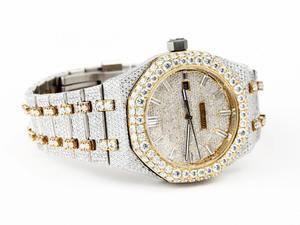นาฬิกาข้อมือสแตนเลสสตีลประดับเพชร VVS ดีไซน์หรูหรา เป็นมิตรต่อสิ่งแวดล้อม สำหรับผู้หญิง เหมาะสำหรับแฟชั่นและการสวมใส่ลำลอง ราคาดีที่สุดในตลาด - Product Image 5