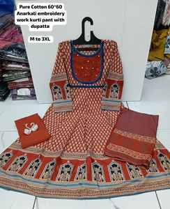 Traje Anarkali Tradicional con Bordado de Espejo Rajasthani, Traje Indio Punjabi Pakistaní para Bodas, Festividades, Diwali, Étnico - Product Image 2