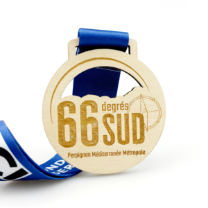 Medalla y Trofeo de Madera para Souvenir, Medalla Deportiva con Logotipo Fundido, Insignia con Cinta, Impresión UV, Portátil - Product Image 2