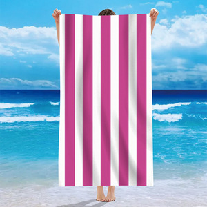 Serviette de plage rayée en microfibre, couverture de plage compacte et surdimensionnée, sans sable, super absorbante et douce pour les voyages et le camping - Product Image 4