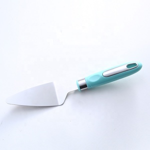 Tagliapasta e Servitore di Formaggio <span class=keywords><strong>con</strong></span> Lettere per Decorare Torte, in Plastica Blu e Manico in Acciaio Inossidabile - Product Image 3