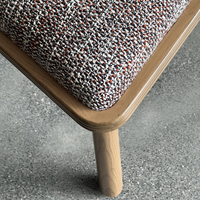 Chaise de salle à manger commerciale rétro rembourrée en bois avec dossier bobine pour restaurant, café, bistrot, hôtel, mobilier Horeca et contractuel