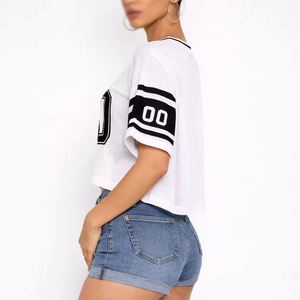 Maillot de football américain vintage personnalisé pour femme, en maille respirante, coupe courte, en polyester, avec sublimation - Product Image 4