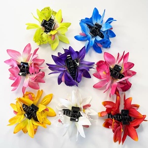 Meilleure vente de bandeau <span class=keywords><strong>pour</strong></span> femmes Fresh Daisy High Crown Top Bandeau en soie de haute qualité Rose Flower <span class=keywords><strong>Coupe</strong></span> de cheveux <span class=keywords><strong>pour</strong></span> les fêtes de festival En stock - Product Image 2
