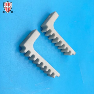 Bloc en céramique de nitrure d'aluminium usiné avec précision, plaque nervurée AlN résistante à l'usure, haute résistance diélectrique, raccordement structurel - Product Image 1