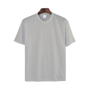 Camiseta de Manga Corta para Hombre, Negra, 100% Algodón, con Estampado Edición Especial 86, Cuello Redondo, Corte Regular, Diseño Casual de Punto Jersey - Product Image 1
