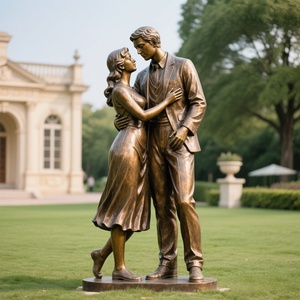 Statua di Coppia in Bronzo a Grandezza Naturale per Esterni, Scultura dell'Amore Vero per Parchi e Ville, Uso Religioso - Product Image 1