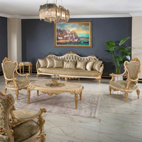 Ensemble de canapés de luxe vert glace royal, style turc classique, en brocart damassé, avec table basse en marbre ondulé pour salon de villa