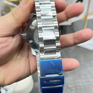 นาฬิกาดำน้ำสุดหรูสำหรับผู้ชาย VSF สีน้ำเงิน ระบบอัตโนมัติ กลไกจักรกล กระจกแซฟไฟร์ ขอบเซรามิกหมุนได้ ตัวเรือนสแตนเลส - Product Image 6