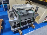 Machine à poinçonner pneumatique 80T, machine à vaisselle en aluminium jetable, certifiée CE, support technique vidéo