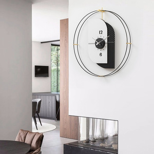 Reloj de Pared Irregular Wozoom, Analógico, Funciona con Batería, Silencioso, Decoración para Sala de Estar - Product Image 4