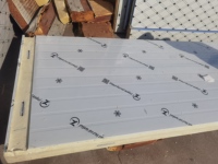 Panneaux d'isolation en polyuréthane PU de 150 mm pour toiture de chambre froide et isolation de chambre froide d'entrepôt, design industriel