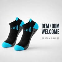 Chaussettes de sport d'été pour hommes et femmes - Chaussettes de course et de basketball en polyester à séchage rapide, antidérapantes et respirantes, fabriquées à l'étranger