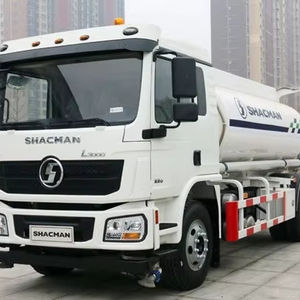 Camion arroseur diesel de vente chaude 2*8 20000L, préféré pour l'aménagement de grande capacité - Product Image 1