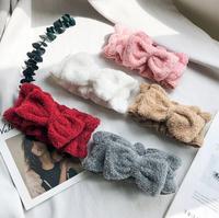 Serre-tête élastique en tissu écossais et peluche avec nœud, idéal pour le maquillage et la douche – Accessoire de mode pour cheveux, le plus vendu