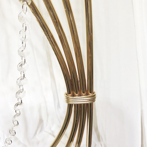 Alta qualità oro metallo fiore Stand geometrico mezza luna di cristallo zoccoli eleganti centrotavola per decorazioni di nozze - Product Image 5