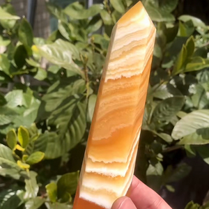 หินธรรมชาติคริสตัลงานฝีมือขายส่ง แท่งหินบำบัด โอเบลิสก์ หินแคลไซต์สีเหลือง ทรงหอคอย แผ่นหิน ทรงกลม สำหรับตกแต่ง - Product Image 5