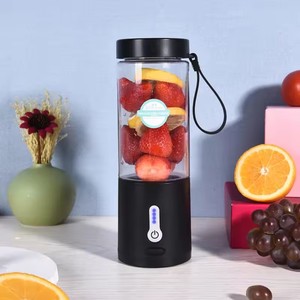 Licuadora de Mano Portátil para Smoothies y Batidos, Mini Licuadora de Frutas de Plástico para Viaje, con Batería Recargable USB de 4000 mAh - Product Image 1