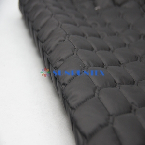 Tessuto trapuntato in poliestere di alta qualità per panno invernale - Product Image 2