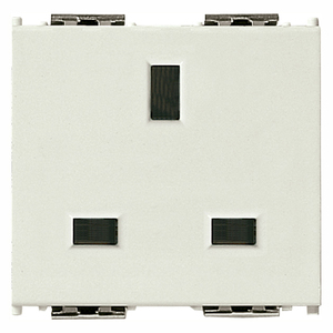 Prise électrique Sicury 2P+T 13A blanche, hauteur 5,3 cm, longueur 5,1 cm, largeur 4,3 cm - Product Image 1