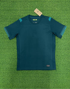 Uniforme de Entrenamiento de Fútbol con Logotipo Personalizado, Manga Corta, Anti-UV, Secado Rápido, Transpirable, Spandex/Poliéster, Servicio OEM, para Todas las Temporadas, Ropa de Club - Product Image 3