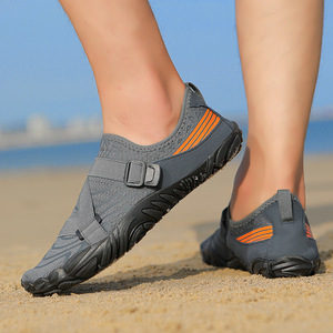 Chaussures de plage et de rivière, chaussures aquatiques respirantes à séchage rapide <span class=keywords><strong>pour</strong></span> <span class=keywords><strong>la</strong></span> natation et <span class=keywords><strong>la</strong></span> randonnée aquatique, idéales <span class=keywords><strong>pour</strong></span> l'été comme l'hiver - Product Image 4