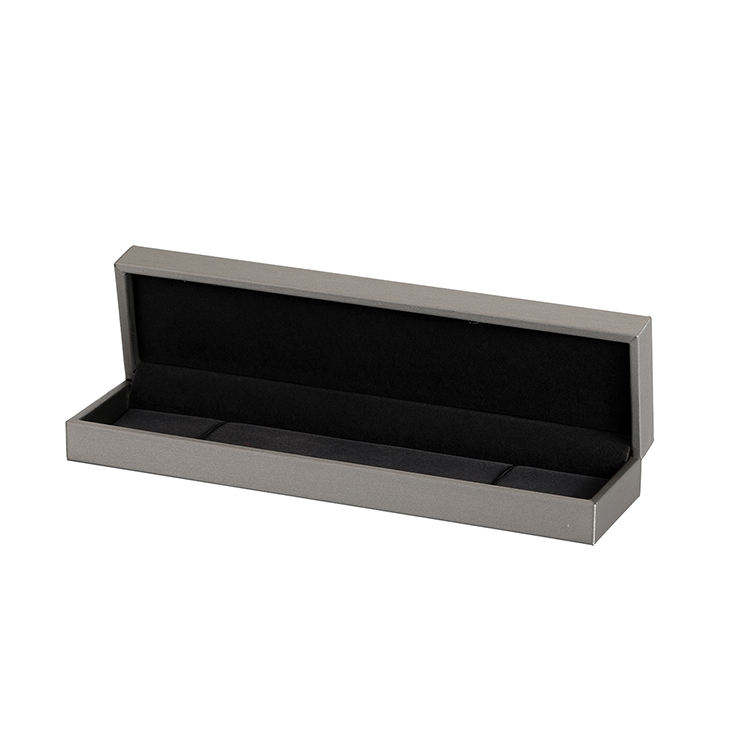 gray Necklace box