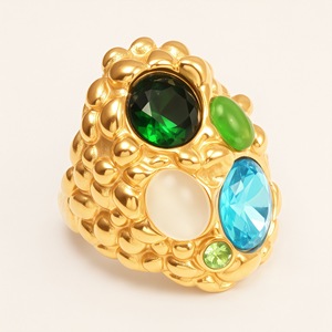 <span class=keywords><strong>Anillo</strong></span> de Lujo con Domo de Cristal Multicolor, Chapado en <span class=keywords><strong>Oro</strong></span> de <span class=keywords><strong>24K</strong></span>, Joyería Audaz, Anillos de Acero Inoxidable 316L para Mujer, Venta al Por Mayor - Product Image 3