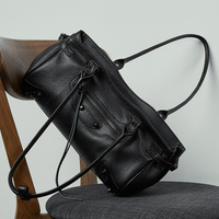 Bolso Horizontal ABG de Cuero Genuino con Cierre de Cremallera, Estilo Urbano con Tachuelas y Punta Abierta, para Negocios, Desplazamientos, Estilo Punk y Motero