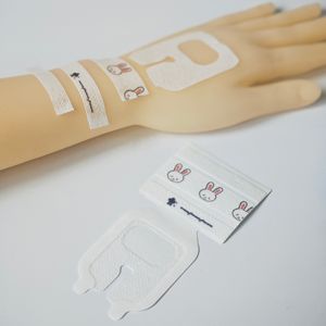 Adhésif transparent I.V. Pansement jetable non tissé pour plaies, soins post-opératoires pour enfants, consommable médical - Product Image 3