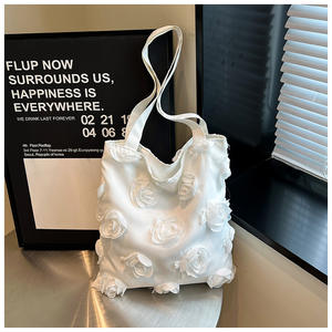 Stylish and Elegant Korean-Style 3D Floral <b>Tote</b> <b>Bag</b> Soft High-Value Niche <b>Large</b> Capacity <b>for</b> Casual <b>Travel</b> - Product Image 6