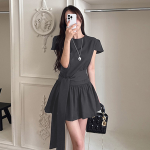 เดรสไหมพรมแฟชั่นสำหรับผู้หญิง ฤดูร้อน เอวธรรมชาติ แต่งกระดุม ระบายอากาศได้ดี เป็นมิตรกับสิ่งแวดล้อม ทรงเอไลน์ มินิเดรส สินค้ามาใหม่ ราคาประหยัด - Product Image 3