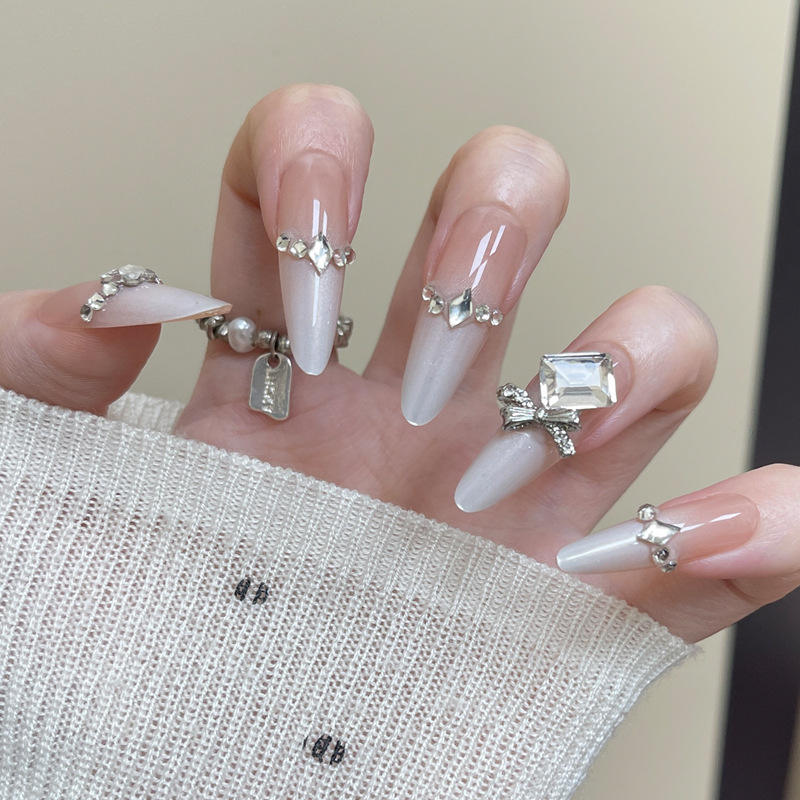 เพชรสีม่วง BY2050 Chuhe