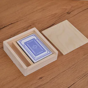 Hochwertige natürliche Farbe Schiebe deckel Geschenk Holzkisten Poker Spielkarten Decks Holzkiste