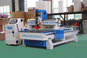 Nouvelle Conception Routeur CNC ATC Automatique pour le Travail du Bois, Moteur Pompe Syntec/Mach3 1325, Zone de Travail 1300x2500mm - Product Image 2
