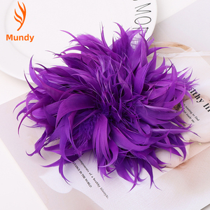 Broche de Plumas y Cinta Decorativa para el Día de la Madre, Regalo para el Día del Padre, Fiesta de Oficina, Intercambio de Regalos - Product Image 1