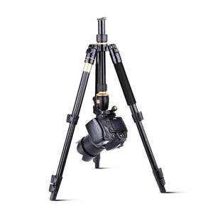 Il treppiede in lega di alluminio QZSD Q555, con una capacità di carico di, è adatto per fotocamere reflex e include una testa a sfera. - Product Image 4