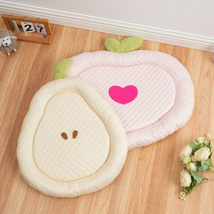 Cama para Perro con Forma de Fruta, Alfombra Refrescante, Tela de Algodón Suave y Transpirable, Rellena de Espuma de Poliuretano, para Perros Pequeños, Uso en Verano - Product Image 3