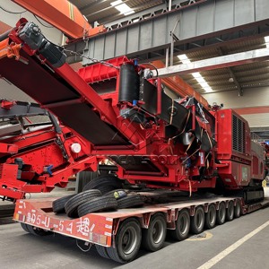 Trituradora de Impacto Móvil Certificada ISO y CE, Trituradora de Impacto sobre Orugas, Trituradora Móvil de Piedra de Río con Planta de Cribado - Product Image 4